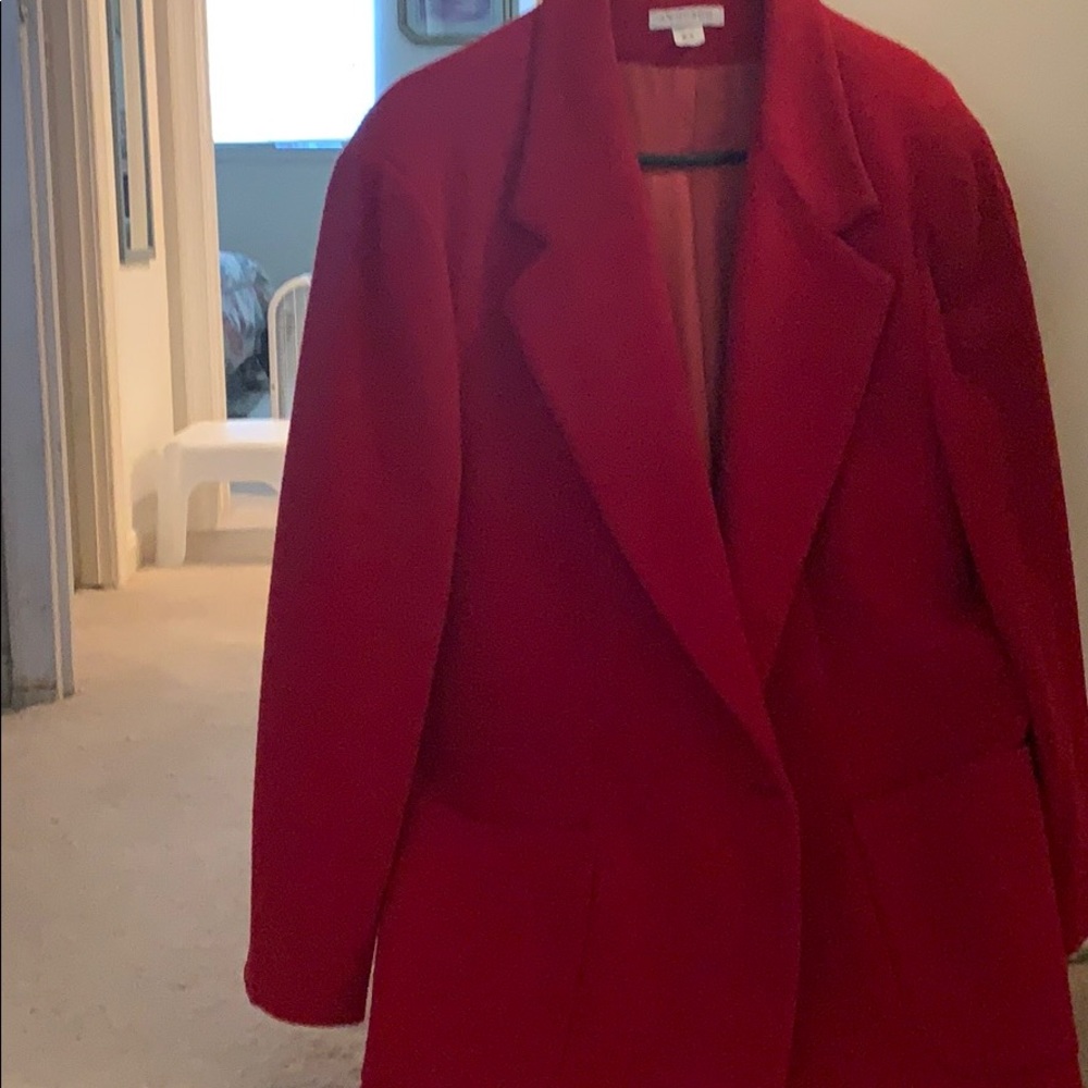Women’s wool red heavy jacket
